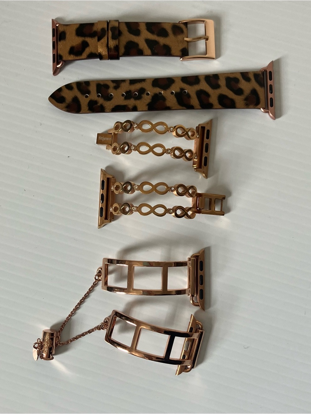 Apple Watch Band Bundle | 5-Piece Set | Leopard + Gold & Rose Gold Bands - Picture 2 of 7